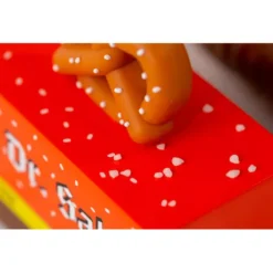 Candylab Candyvan Dr. Salty Pretzel -Speelgoedwinkel candylab foodtruck pretzel van 2