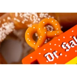 Candylab Candyvan Dr. Salty Pretzel -Speelgoedwinkel candylab foodtruck pretzel van 4