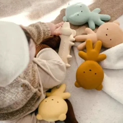 We Are Gommu Bad- En Bijtspeelgoed Beer Sea 11 We Are Gommu Bad- En Bijtspeelgoed Beer Sea -Speelgoedwinkel gommu bad en bijtspeelgoed beer sea 4