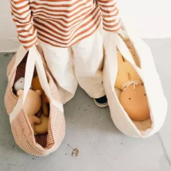 We Are Gommu Poppenreiswieg Cream -Speelgoedwinkel gommu poppenreiswieg 1