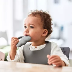 Jollein Bijtring Cloud Storm Grey -Speelgoedwinkel jollein bijtring cloud storm grey 2