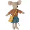Maileg Knuffelmuis Moeder Met Tas - 15 Cm -Speelgoedwinkel maileg knuffelmuis moeder met tas 15 cm 1