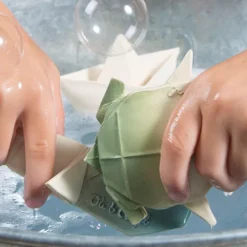 Oli & Carol Bijt- & Badspeelgoed Origami Schildpad -Speelgoedwinkel oli carol bijt badspeelgoed origami schildpad 9